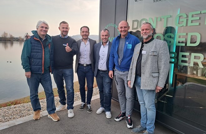 Das Team der Medialine und WithSecure bei der Truck Tour 2024 Das Team der Medialine und WithSecure bei der Truck Tour 2024