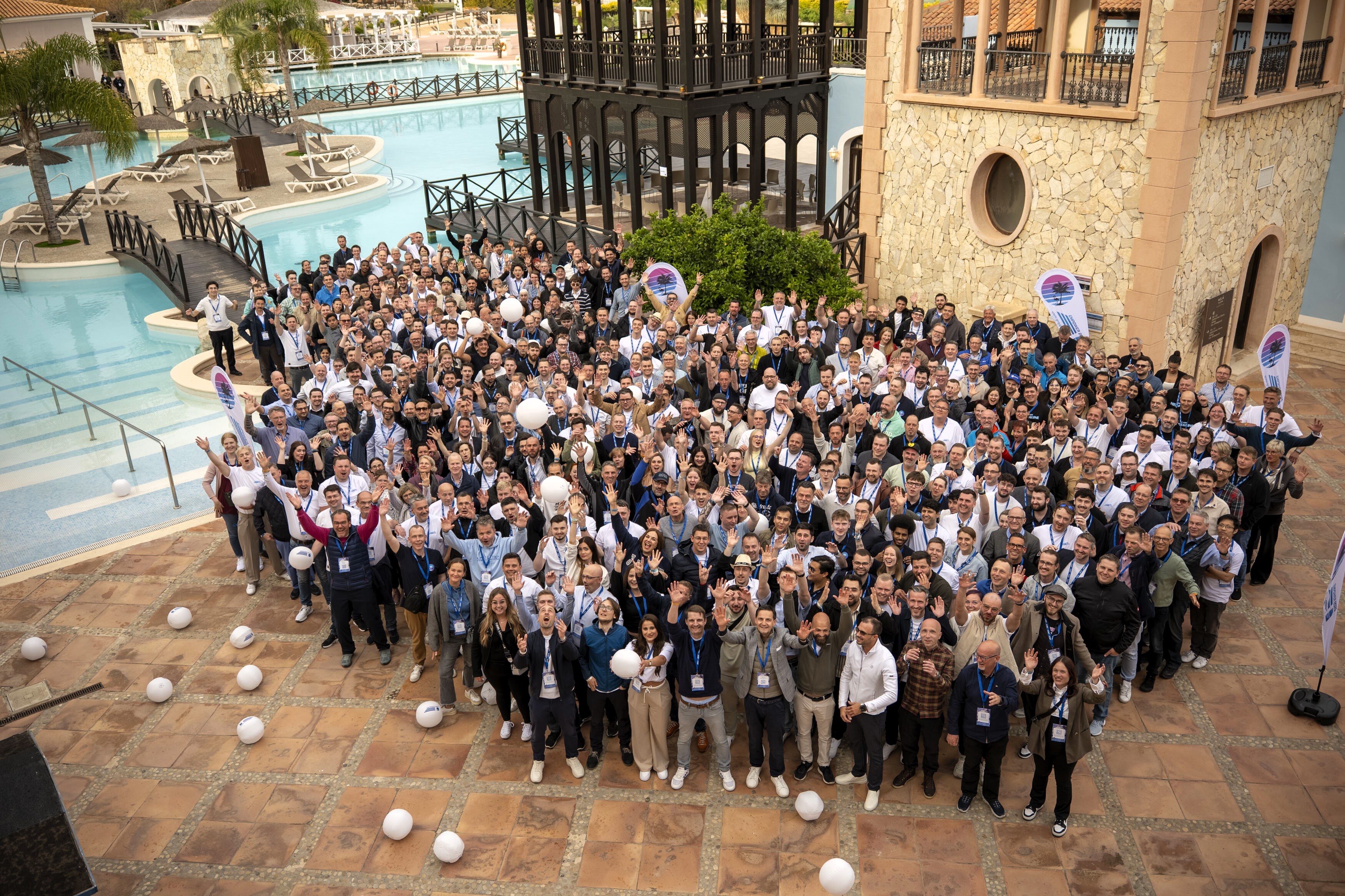 Unde tehnologia întâlnește oamenii: retrospectiva EMPOWER 2025