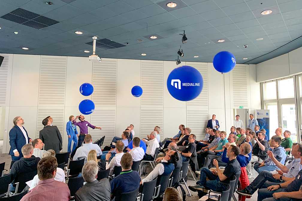 Security Day 2025 - Eventsaal mit Luftballons