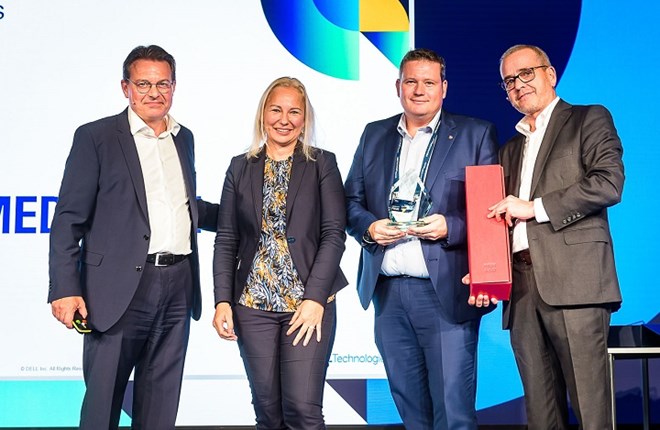 Dell-Excellence-in-Services-Medialine Medialine erhaelt Excellence in Services Award
