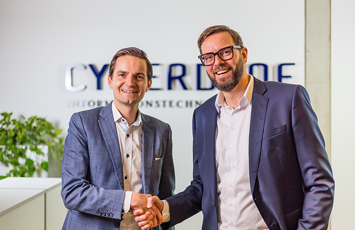 Martin Hörhammer, Medialine CEO und Ralph Friederichs, Geschäftsführer Cyberdyne